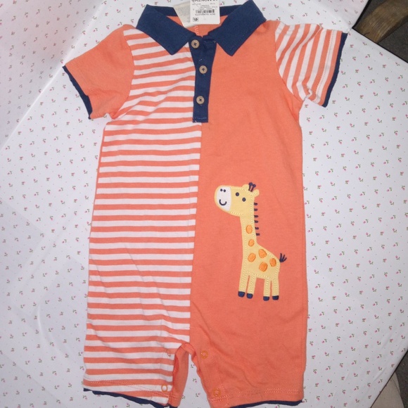 FIRST IMPRESSIONS: Baby Boy's Cotton Giraffe Romper - Created for Macy's - Picture 2 of 5